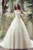 Chic Ball Gown Strapless Appliques Tulle Court Train Wedding Dress WH30235