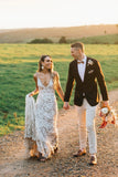 Rustic Lace Appliques V-Neck Mermaid Wedding Dress Long Bridal Dress W1229